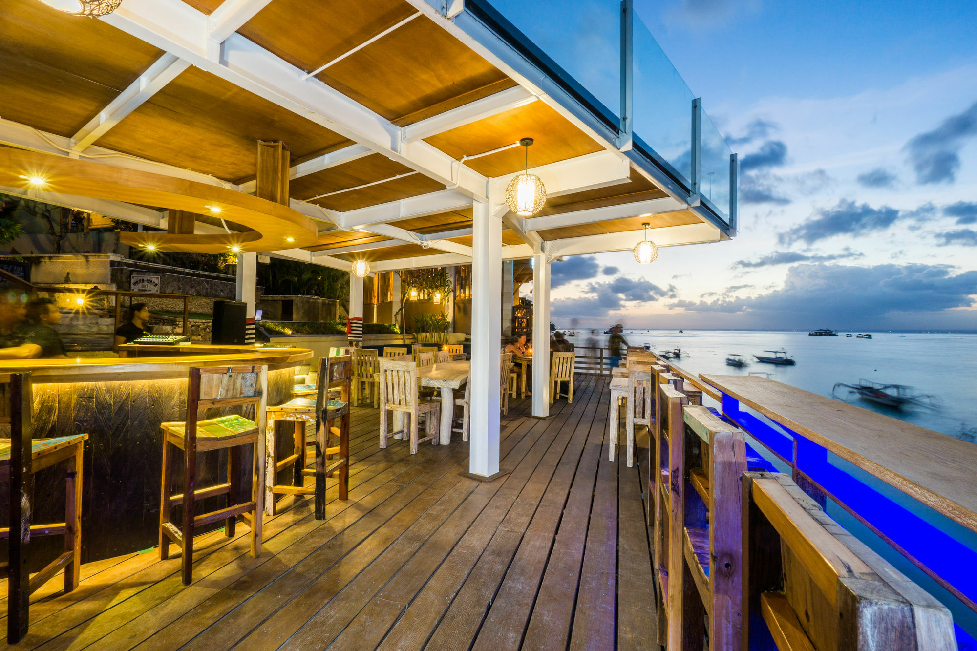 Ware Ware Surf Bungalow Lembongan Exterior photo